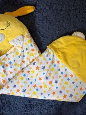 RETIRED Happy Napper Yellow Bear Hooded Kids Pajamas Sleep Sack with Star Print